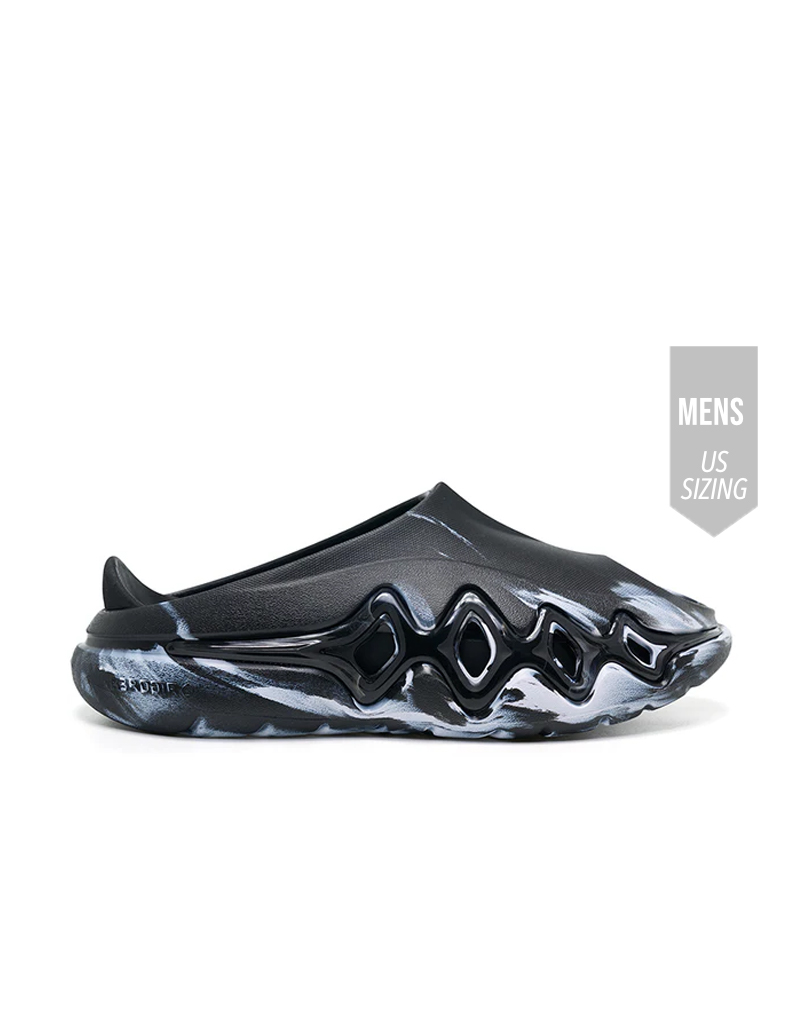 SHARK 3 SLIDES-BLK/WHT